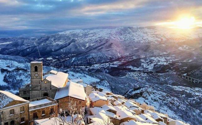 borgo di Civitaluparella